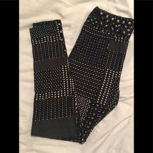 LuLaRoe OS leggings